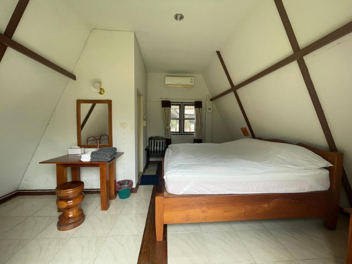 Popeye House Hotel Mae Hong Son Exterior photo